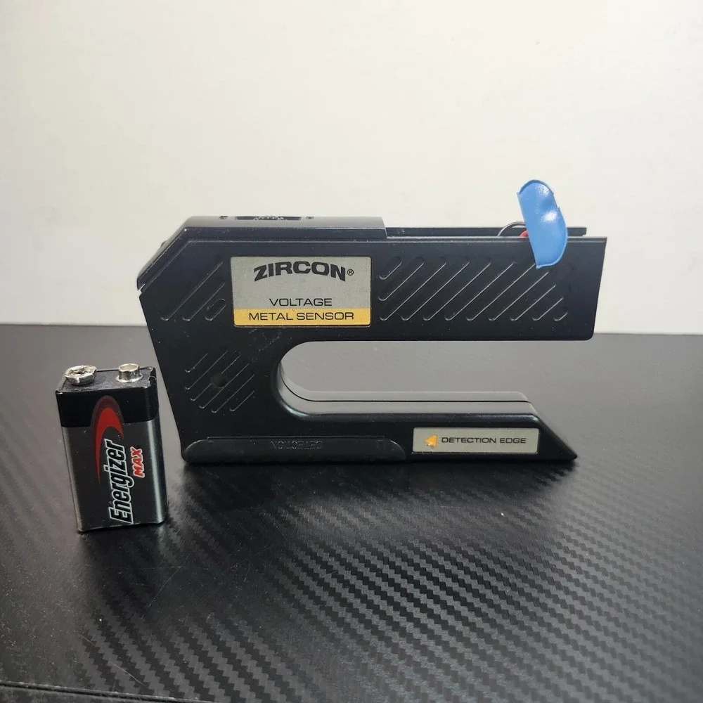 Vintage Zircon Voltage and Metal Sensor Stud Finder - Wall Sensor - UNTESTED
